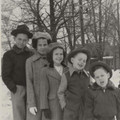 1950 - Christmas 5 kids.jpg